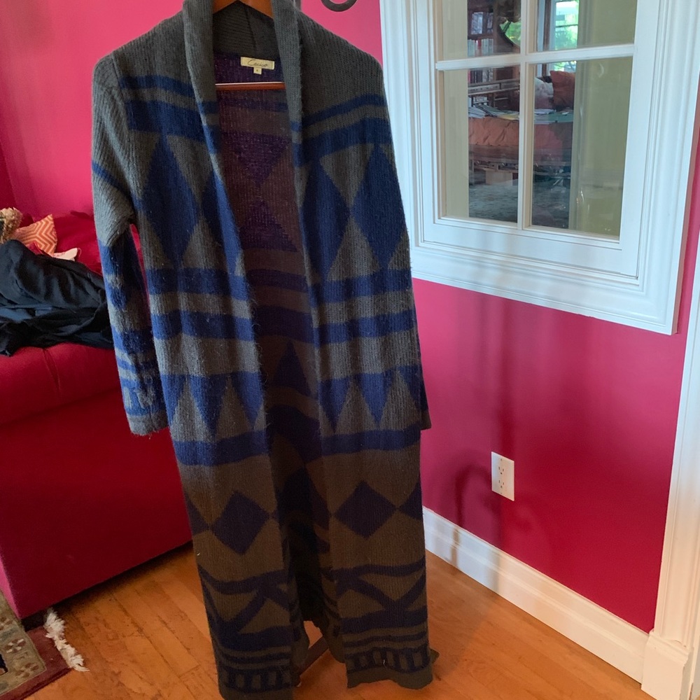 Women’s maxi sweater